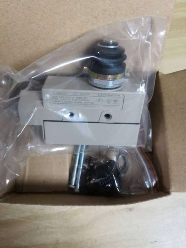 new Omron ZE-N-2G Limit Switch ZEN2G One - OMRON
