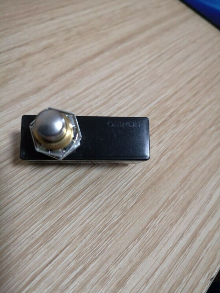 new 1PC Limit Switch Z-01HQ-B Z01HQB - HQB CONTROLS