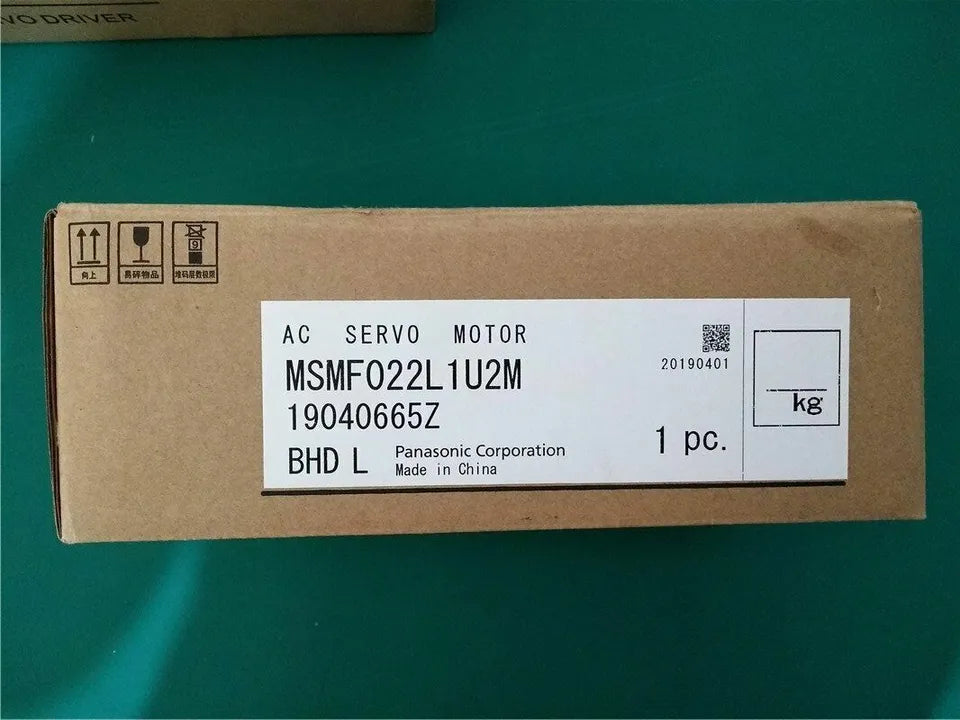 PANASONIC MSMF022L1U2M AC Servo Motor New In Box - PANASONIC