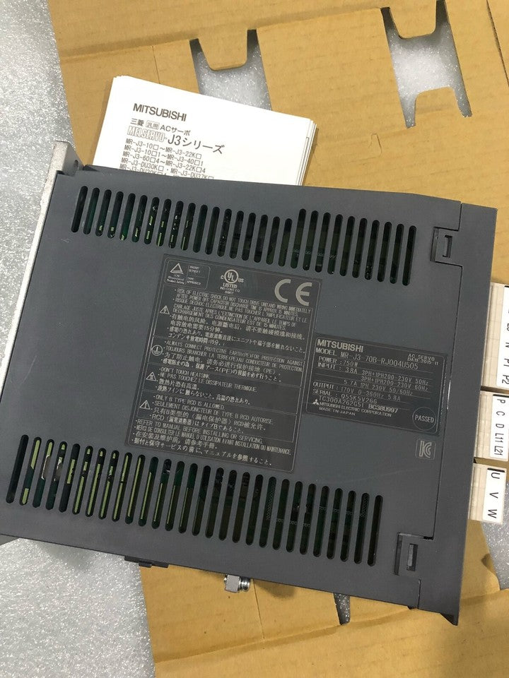 new 1PC Mitsubishi MR-J3-70B-RJ004U505 Servo Drive In Box ping