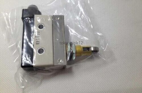 Omron D4MC5040N Limit Switch - OMRON