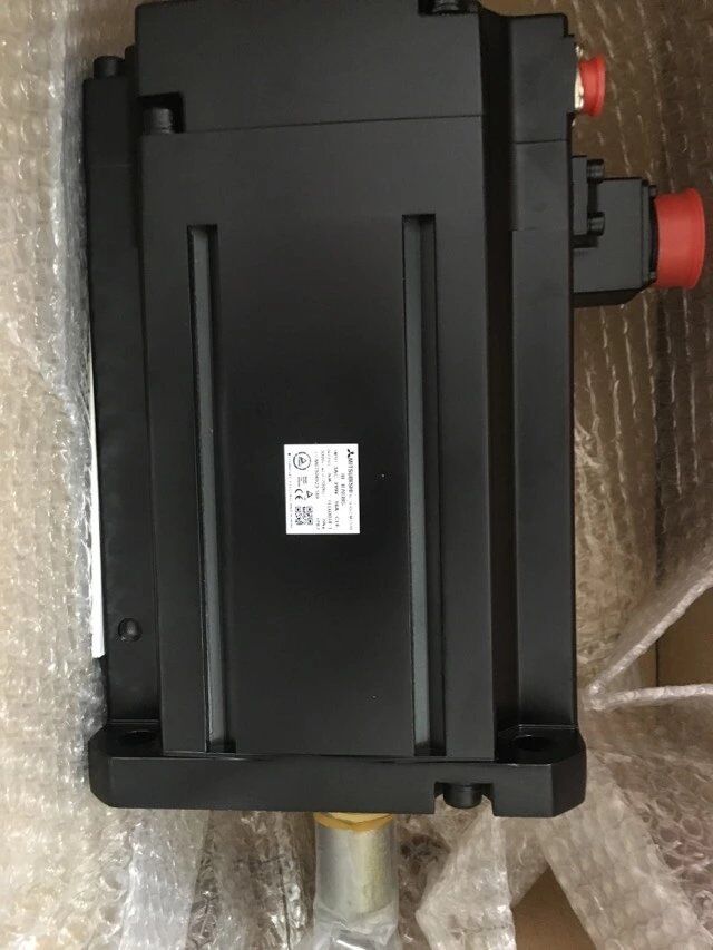 new 1PC Mitsubishi HF-H703BS-A48 Servo Motor In Box ping - MITSUBISHI