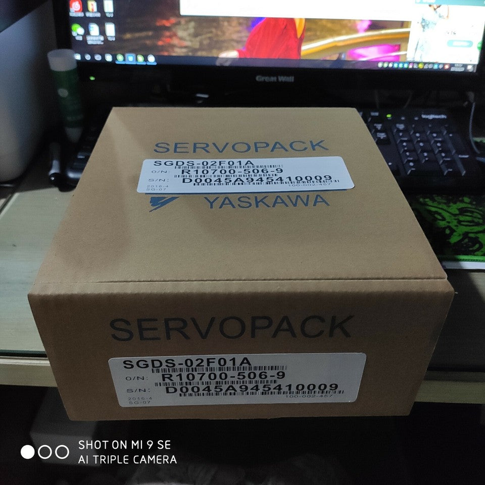 new 1PC Yaskawa SGDS-02F01A Servo Driver In Box ping