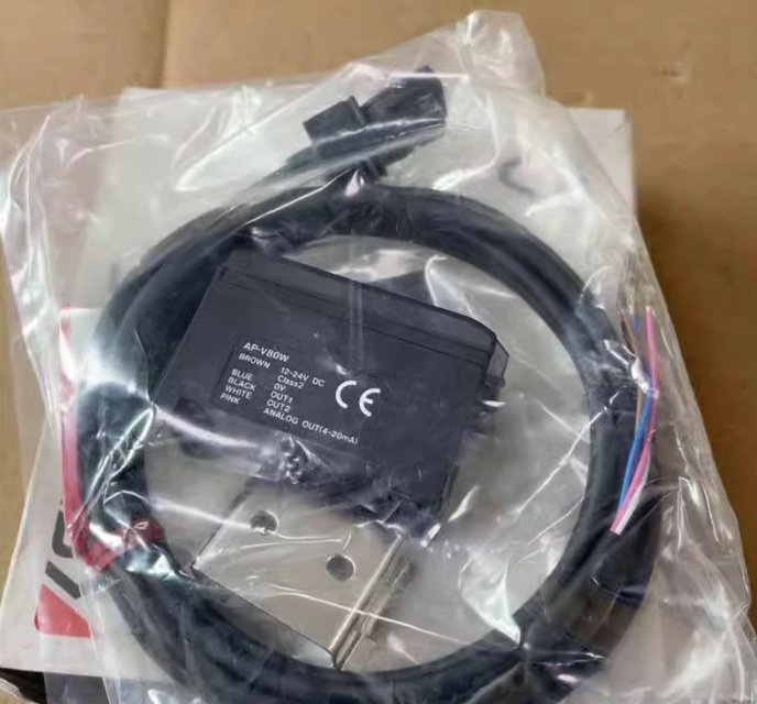 new 1PC Keyence AP-V80W Pressure Sensor In Box ping APV80W - KEYENCE