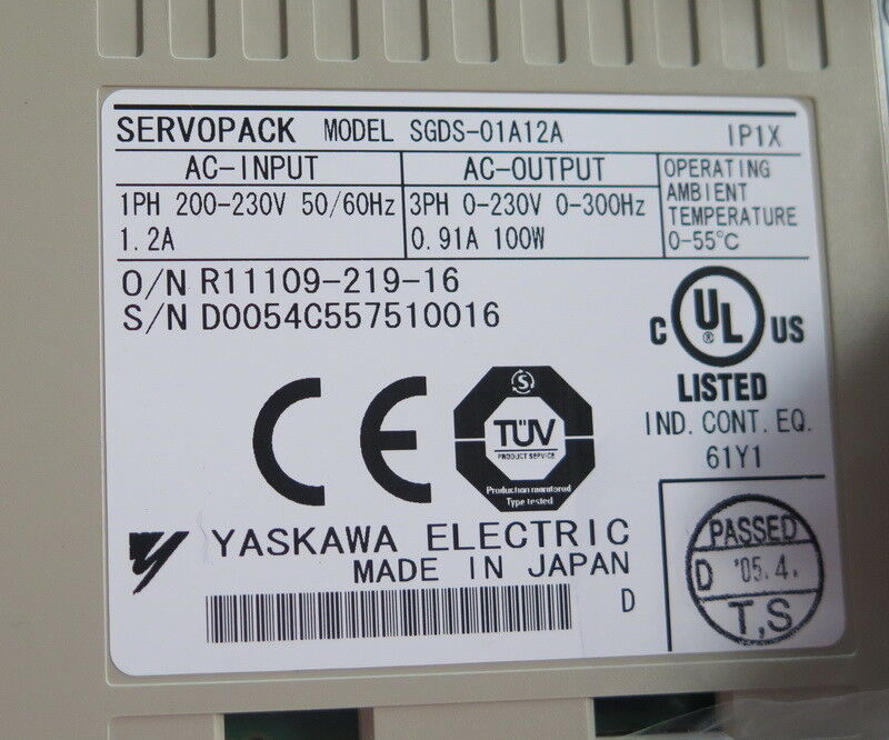 1PC Yaskawa SGDS-01A12A Servo Driver SGDS01A12A In Box ping - YASKAWA
