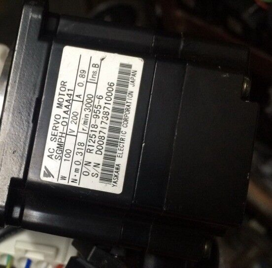 new YASKAWA SGMPH-01AAA41 1PC Servo Motor In Box ping - YASKAWA