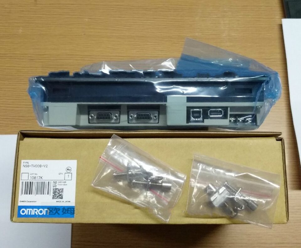 OMRON NS8TV00BV2 1PC Touch Screen PLC Controller In Box - OMRON