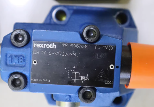 new  REXROTH DR20-5-52/200YM R900597233 Pressure Reducing Valve