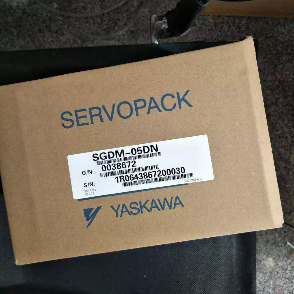 Yaskawa SGDM05DN Servo Driver 1 Piece - YASKAWA
