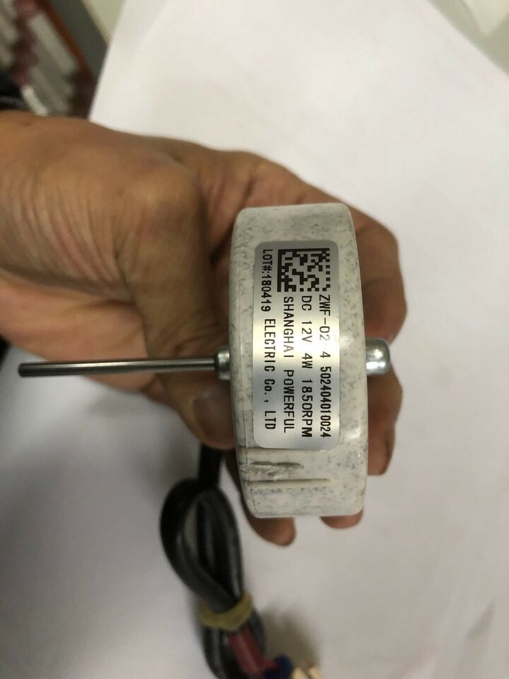 new 1PCS 502404010024 Refrigerator fan motor ZWF-02-4 - ZWF