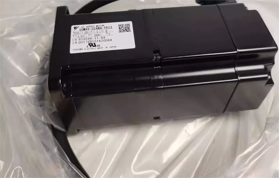 Yaskawa SGMAV-02ANA-YR13 Servo Motor 1 Piece - YASKAWA
