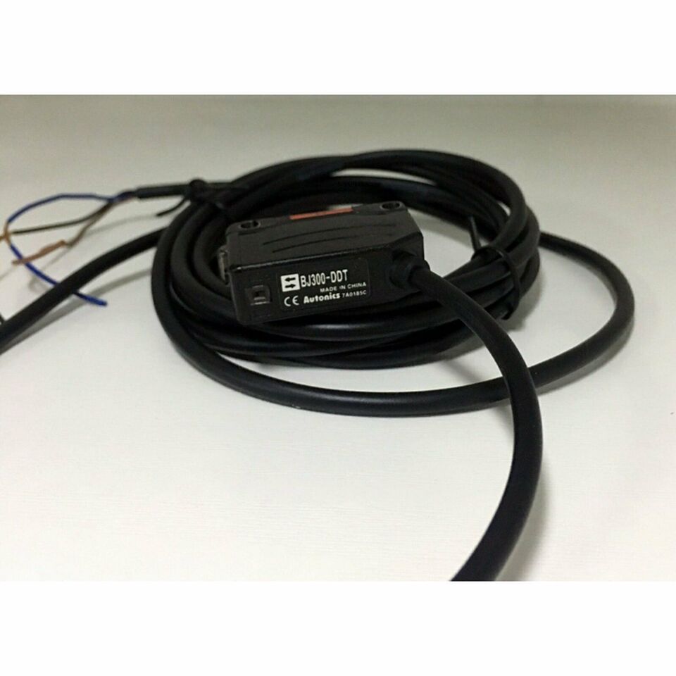 new 1PC Autonics BJ300-DDT Photoelectric Switch BJ300DDT - AUTONICS