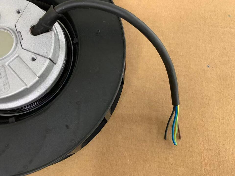 1pc Heat Dissipator 230V 82/100W 2300/2650R K2E180-AS77-05 - K2E