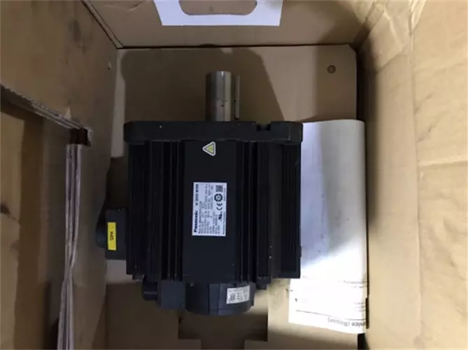 new One Panasonic MDME502GCGM Servo Motor In Box ping - ONE PANASONIC