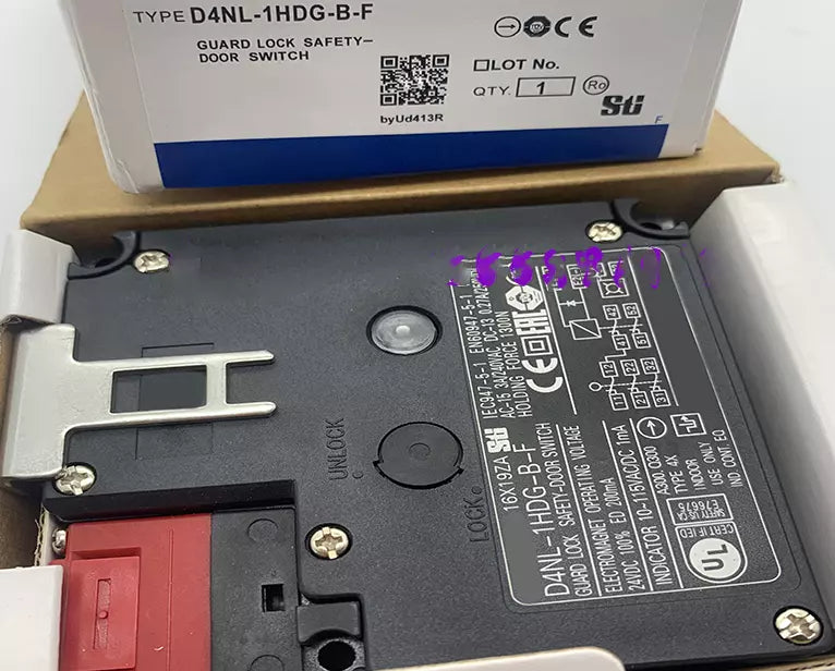 Omron D4NL-1HDG-B Safety Door Switch - New in Box - OMRON