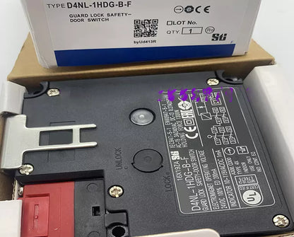 Omron D4NL-1HDG-B Safety Door Switch - New in Box - OMRON