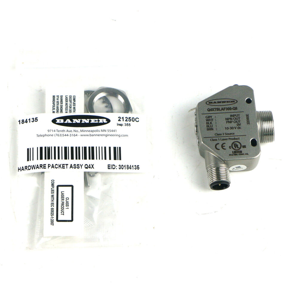 new  BANNER Q4XTBLAF300-Q8 Photoelectric Sensor - US Stock