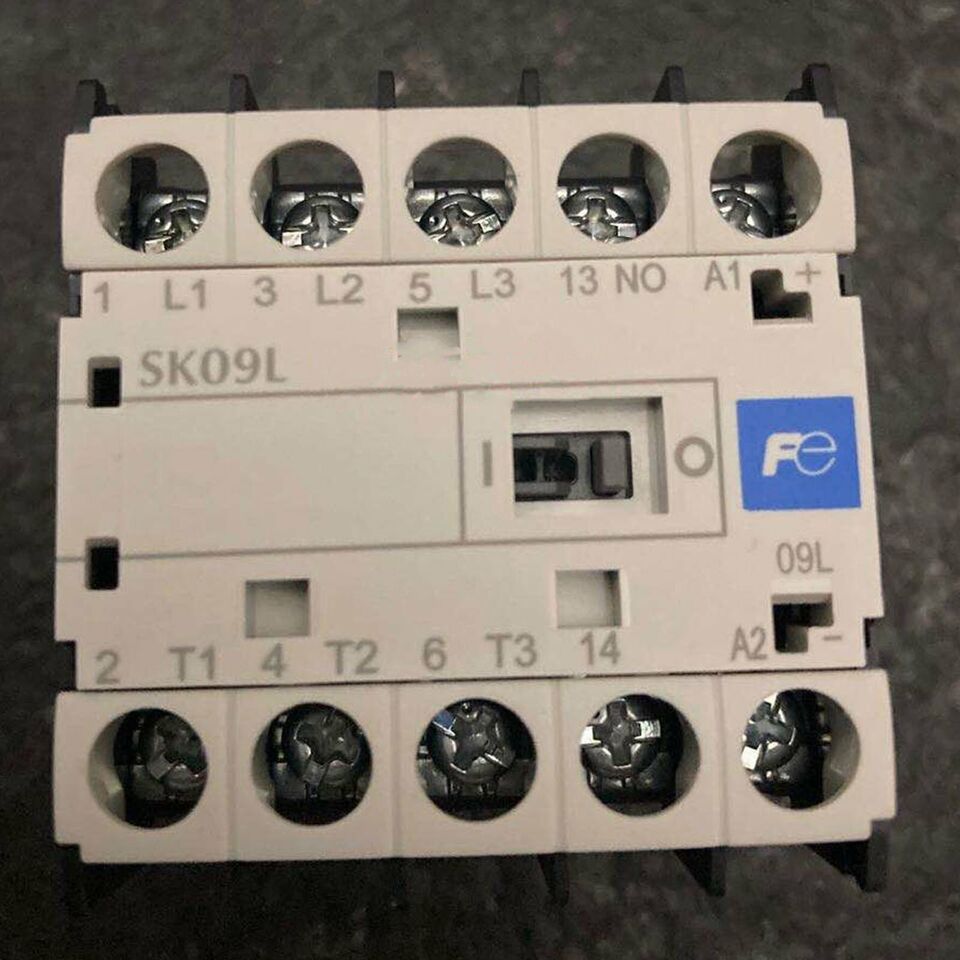 new Fuji SK09L-E10 DC24V Magnetic Contactor 1PC SK09LE10 - FUJI