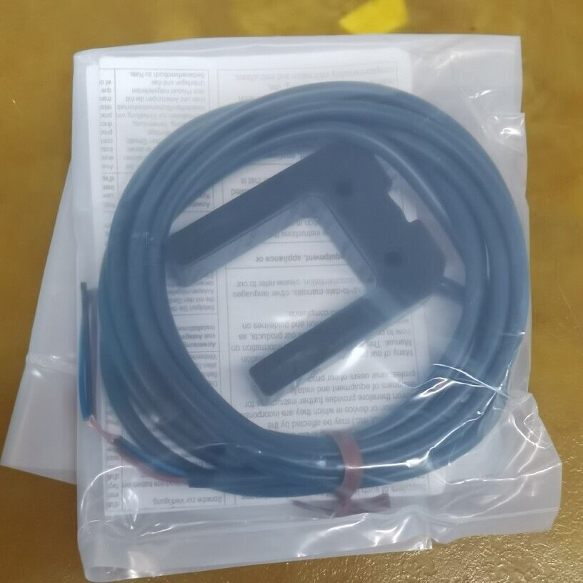 new 1PC Omron E3Z-G62 Photoelectric Switch Sensor E3ZG62 In Box - OMRON
