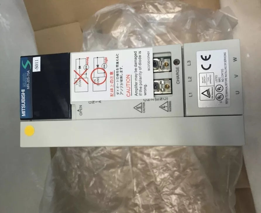 Mitsubishi MRJ2S20AS011 Servo Drive - MITSUBISHI