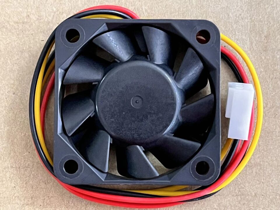 new 1pcs 4CM 5V 0.16A 4cm fan 3pin San Ace 40 109P0405H901 - SAN ACE