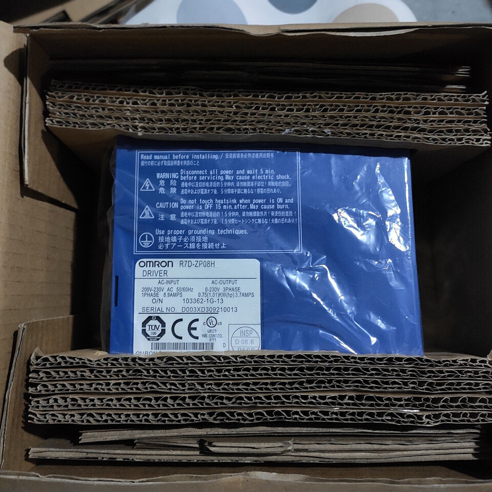 new One Omron R7D-ZP08H R7DZP08H Servo Drive ping - OMRON