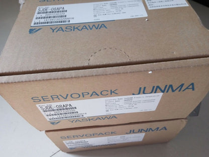 new 1PC  Yaskawa SJDE-08APA Servo Drive In Box SJDE08APA ping