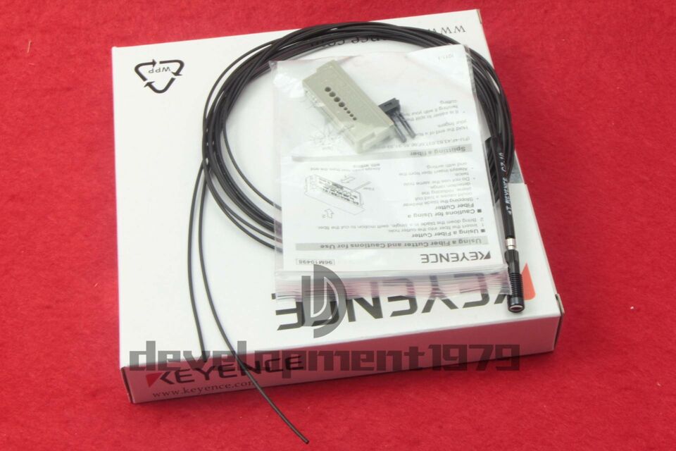 KEYENCE CZ-10 Fiber Optic Sensor - KEYENCE