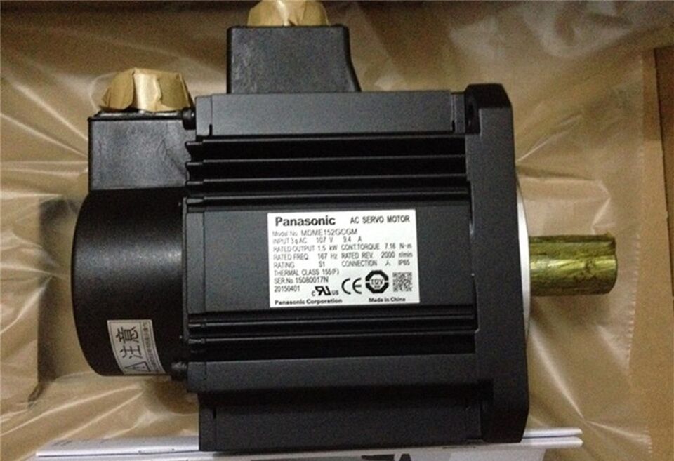 PANasonic MDME152GCGM Servo Motor 1PC - PANASONIC