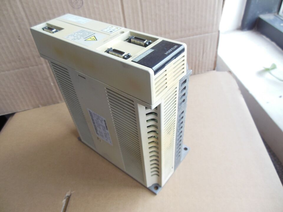 new 1PC Mitsubishi MDS-A-SVJ-10 Servo Drive In Box ping MDSASVJ10 - MITSUBISHI