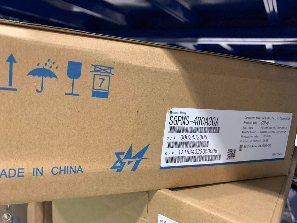 new 1PC Yaskawa SGPMS-4R0A30A Servo Drive In Box ping