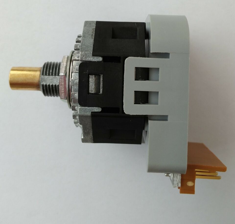 new Fuji AC09-RX Rotary Switch 1PC AC09RX - FUJI