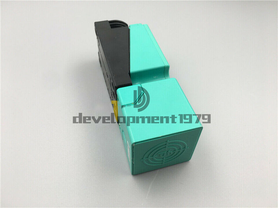 new 1PC NJ15+U4+W PEPPERL+FUCHS SENSOR NJ15-U4-W - PEPPERL+FUCHS