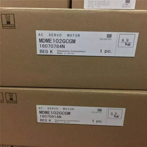 New Panasonic MDME102GCGM Servo Motor 1PC - PANASONIC