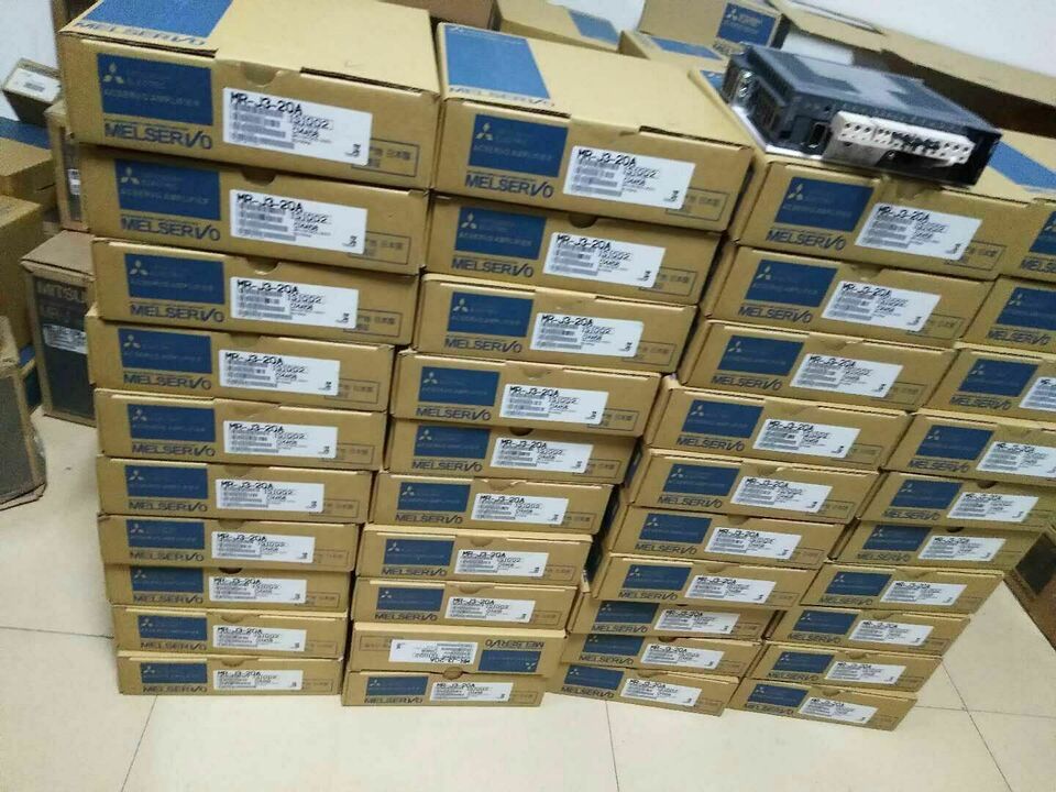 new MITSUBISHI MR-J4-500B4-RJ SERVO Driver MRJ4500B4RJ In Box ping - MITSUBISHI