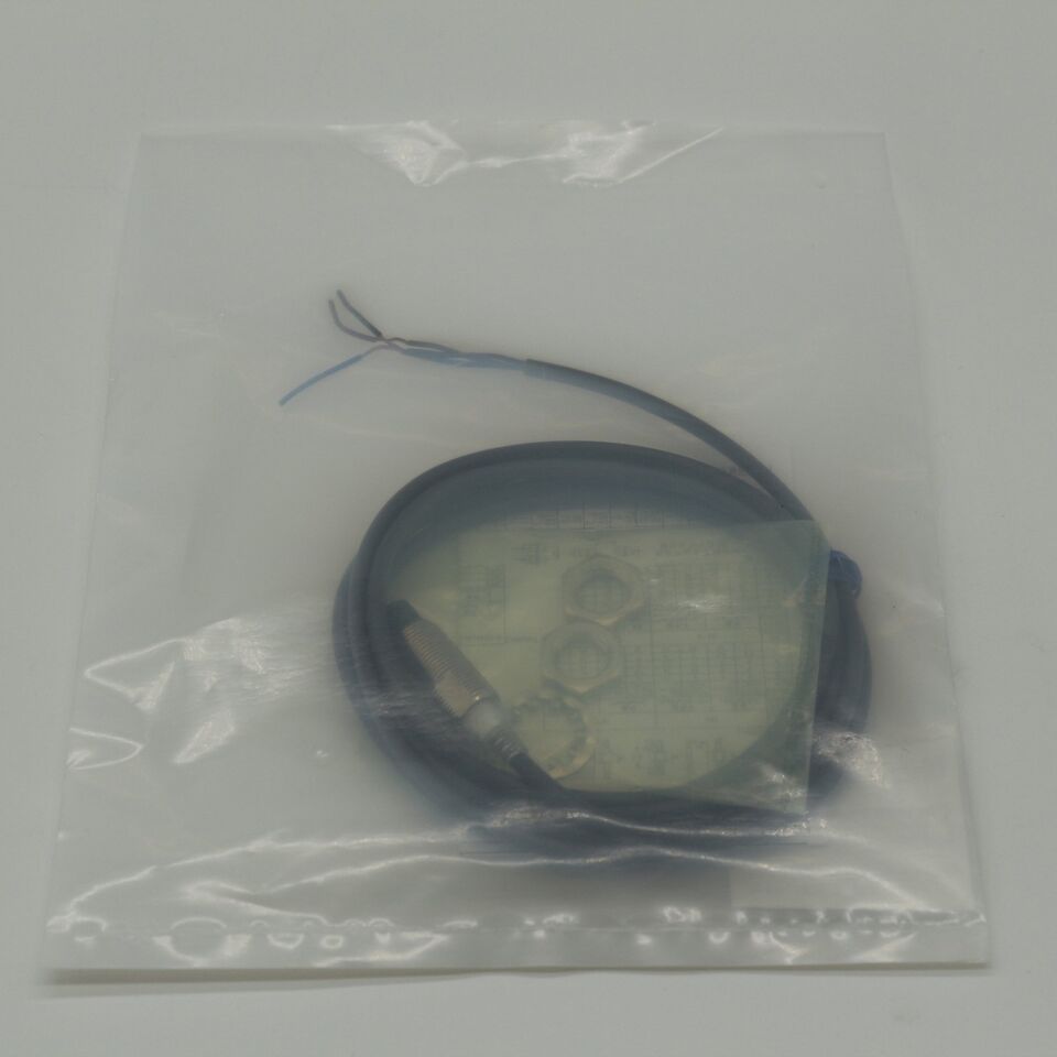 new 1PC OMRON E2A-M12KN08-WP-B1 Proximity Switch ping - OMRON