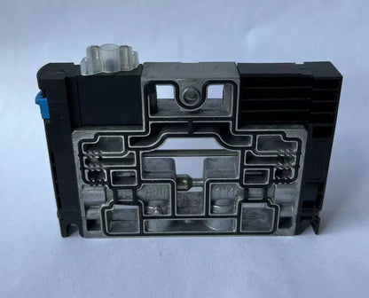 Festo CPV14-M1H-5LS-1/8 161360 Solenoid Valve One - High-Performance PLC-Ready Solenoid Valve with 1/8 BSP Male to BSP Female Port - FESTO