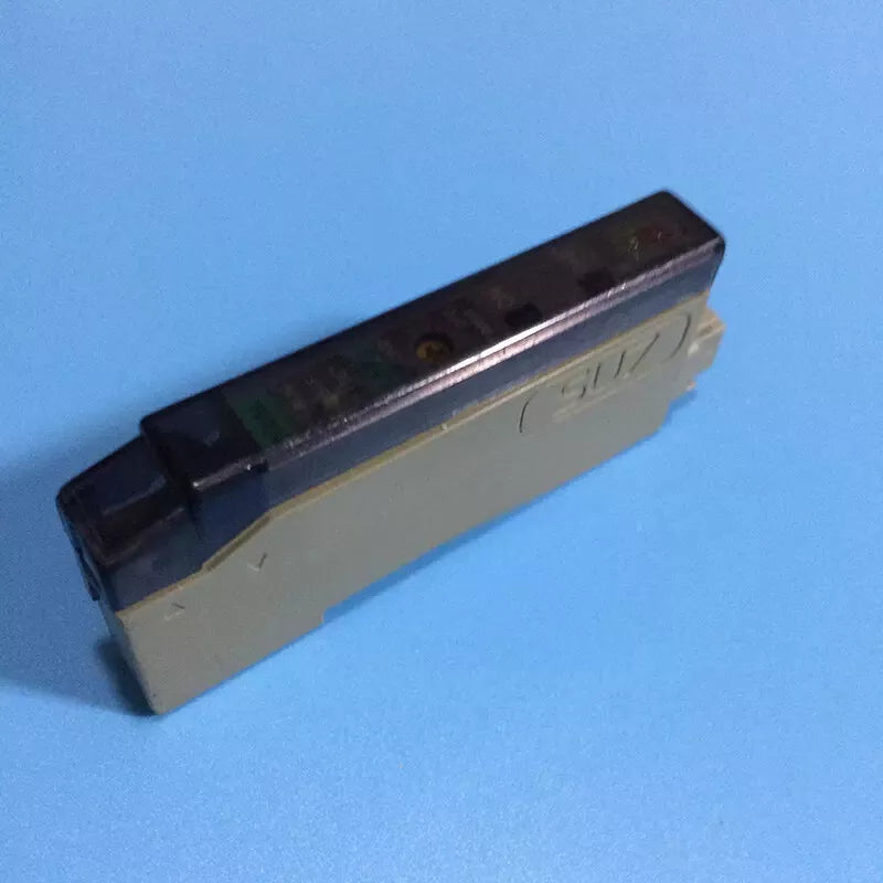 new 1PC Panasonic SUNX SU-7J Photoelectric Sensor SU7J - PANASONIC