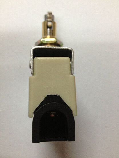 new Panasonic AZ7311 Limit Switch 1PC - PANASONIC