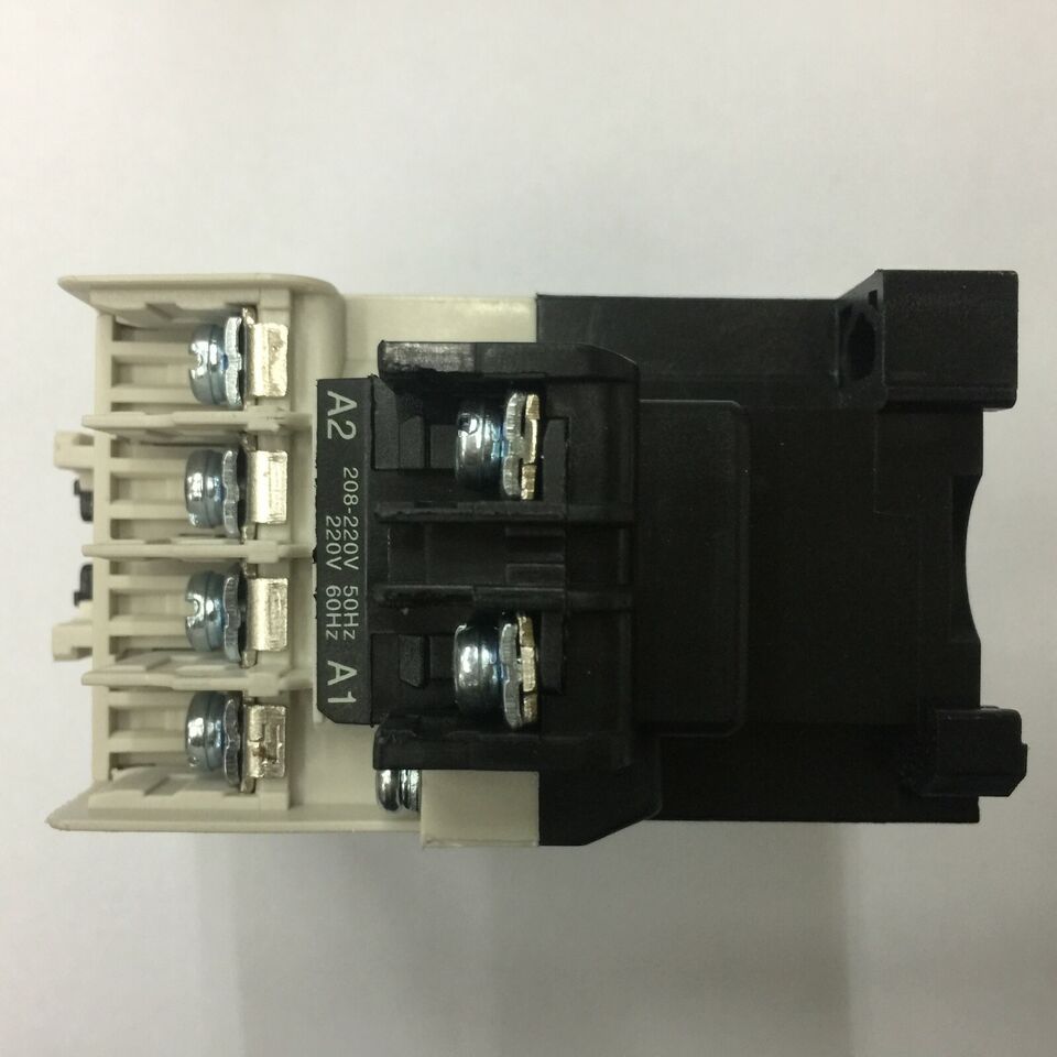 new Mitsubishi S-N10 AC220V Contactor 1PC SN10 - MITSUBISHI