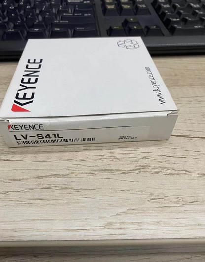 new 1PC Keyence LV-S41L Laser Sensor In Box ping LVS41L - KEYENCE