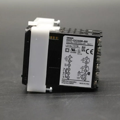 Omron E5CCQX2ASM880 Temperature Controller - OMRON
