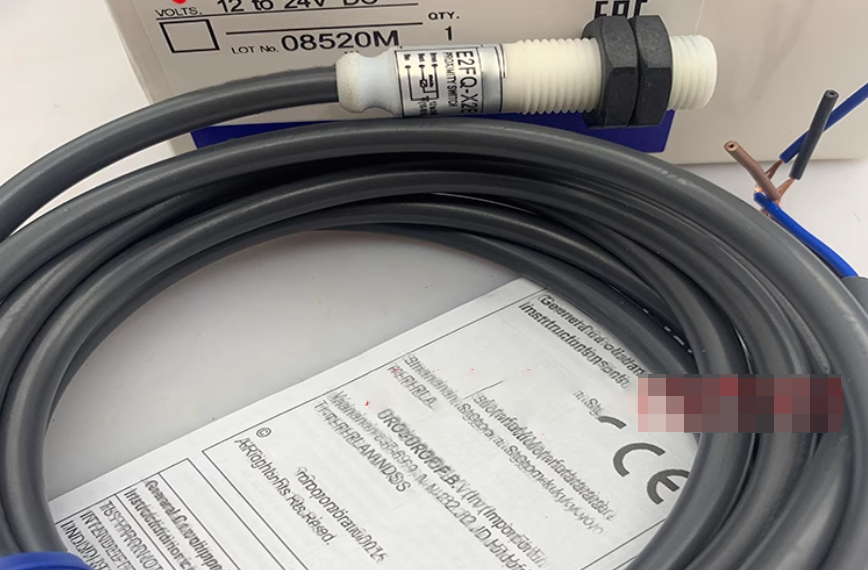 new Omron E2FQ-X2E1 Proximity Switch One E2FQX2E1 - OMRON