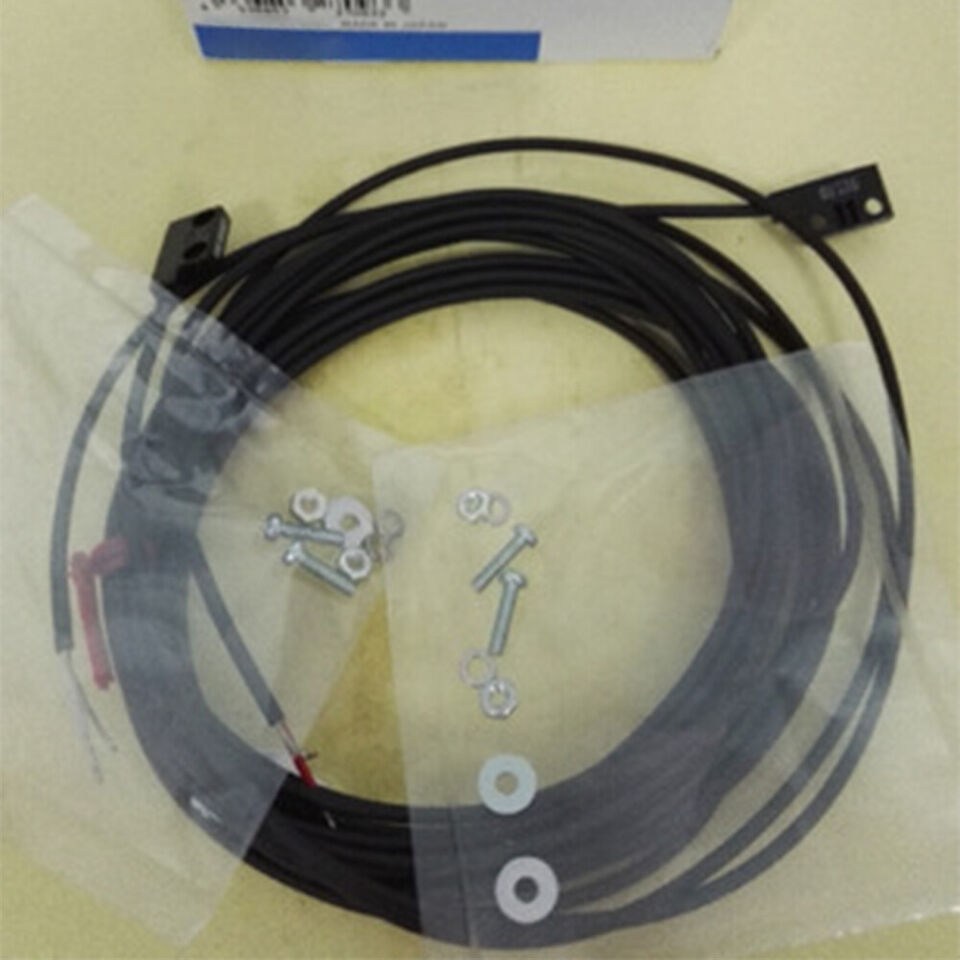 Omron E3C-S30T Photoelectric Switch - OMRON