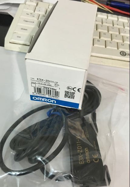 new Omron E3X-ZD11-V Photoelectric Switch One E3XZD11V - OMRON