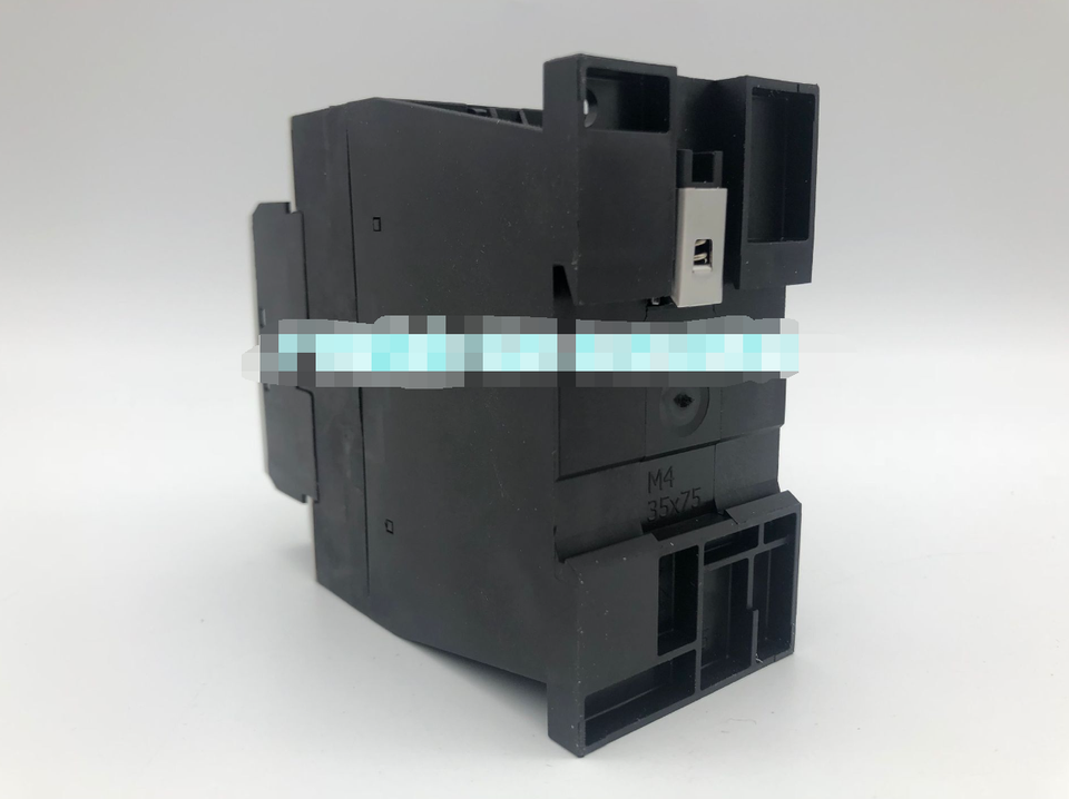 new Eaton Moeller DILM38-10C 1PC DILM3810C Contactor 200-240VDC