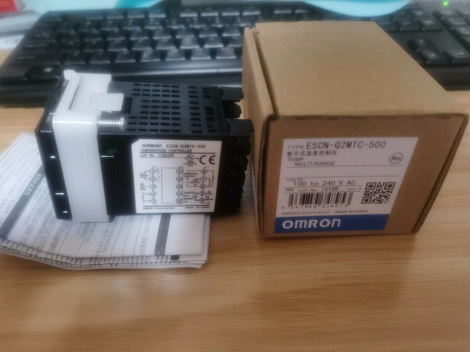 Omron E5CN-Q2MTC-500 Temperature Controller - OMRON