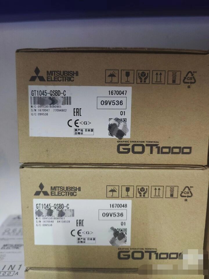 new One Mitsubishi GT1045-QSBD-C GT1045QSBDC Touch Screen Fast Delivery - ONE MITSUBISHI