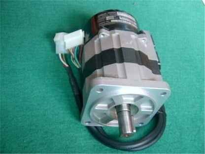 Omron Servo Motor R88M-H20030 - OMRON