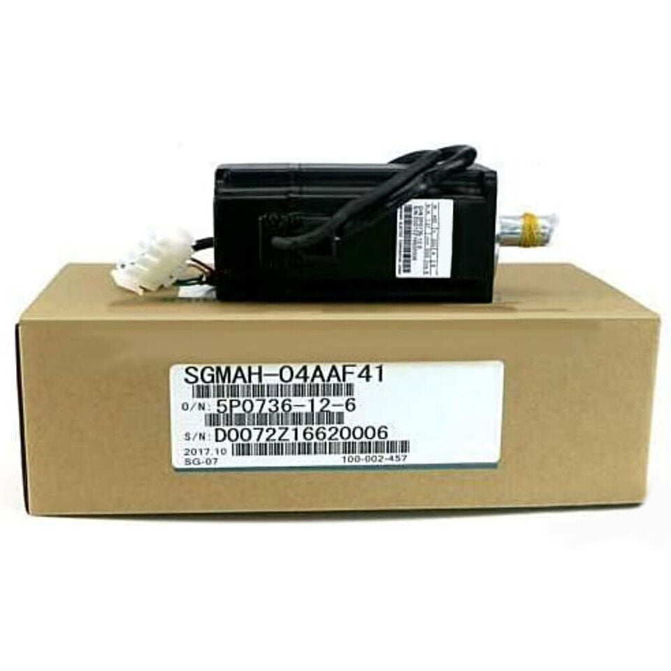 Yaskawa SGMAH-04AAF41 Servo Motor 1PC - YASKAWA